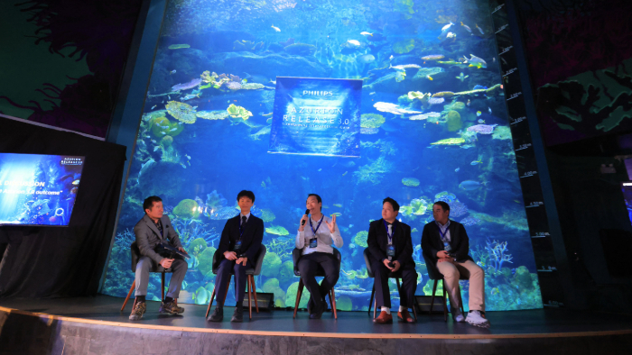 philips launches new azurion asset2